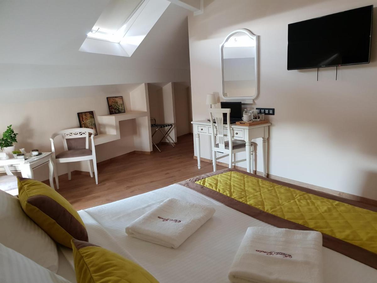 B&B Secret Garden Adults Only Voeren Εξωτερικό φωτογραφία